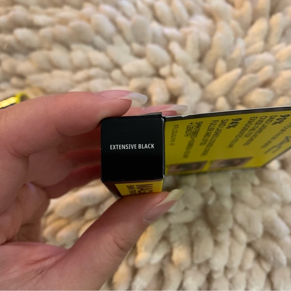 MAC Mini travel Size Magic Extension Mascara Extensive Black - Picture 9 of 9